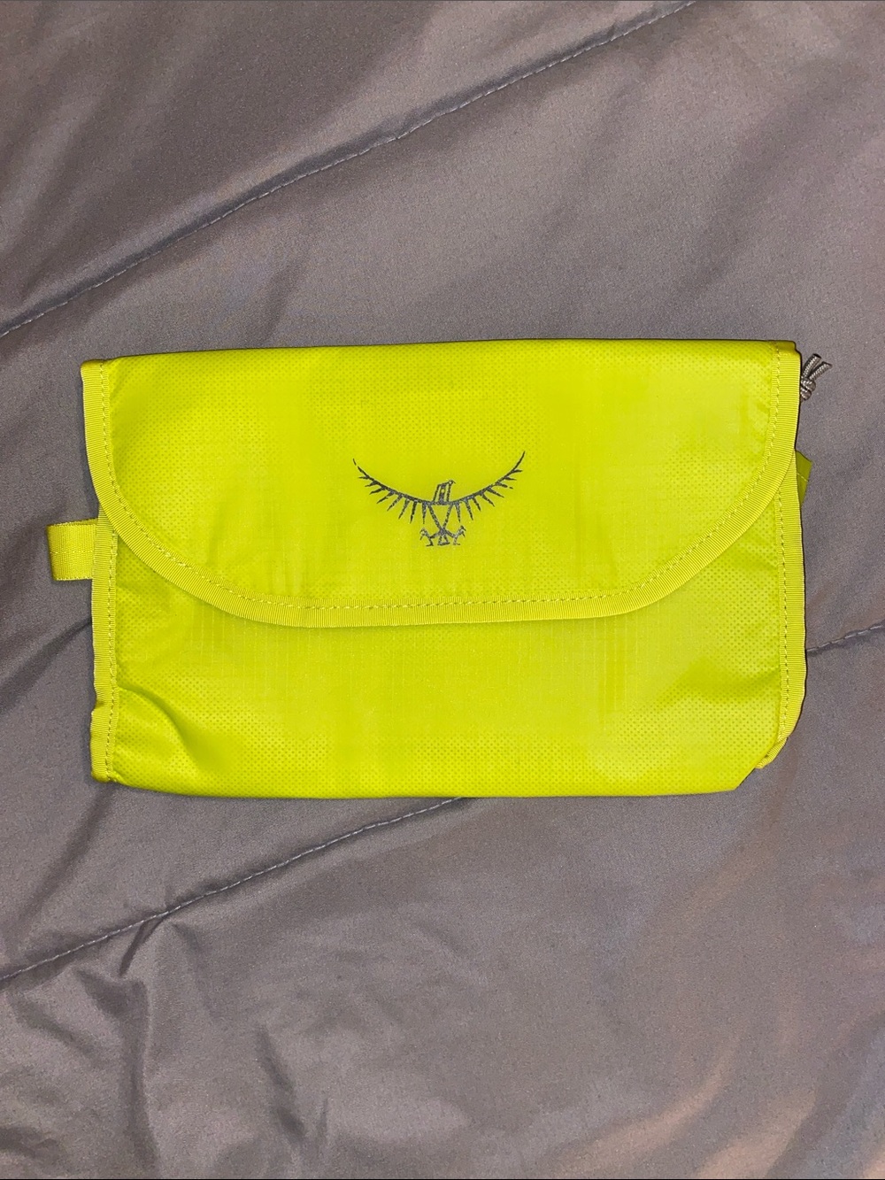 Osprey Ultralight Powerhouse Travel Pouch in Electric Lime